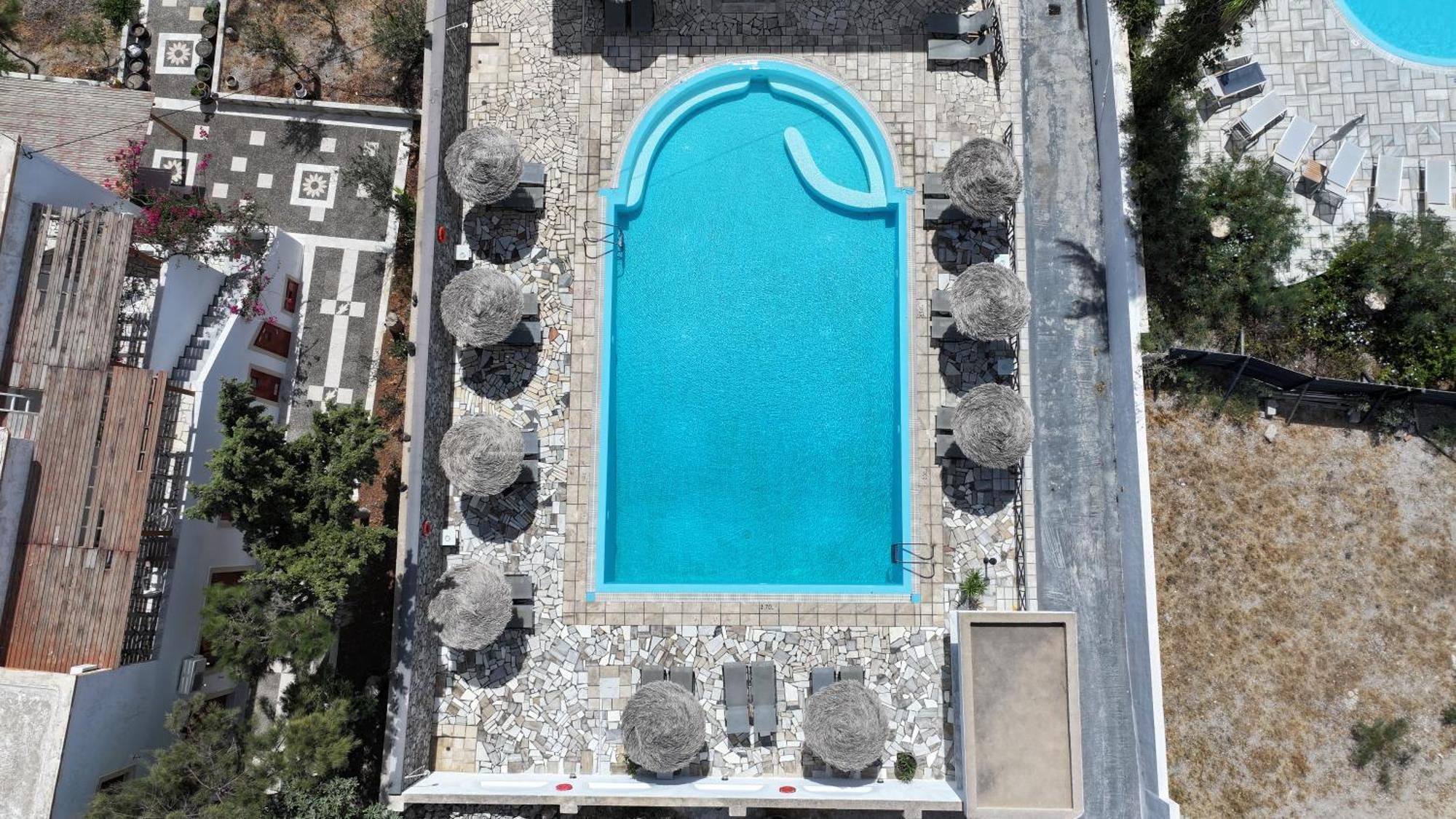 Hotel Marybill Perissa  Buitenkant foto
